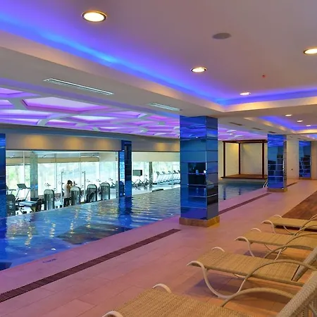 Azura Park Tourism Complex 아파트 알란야